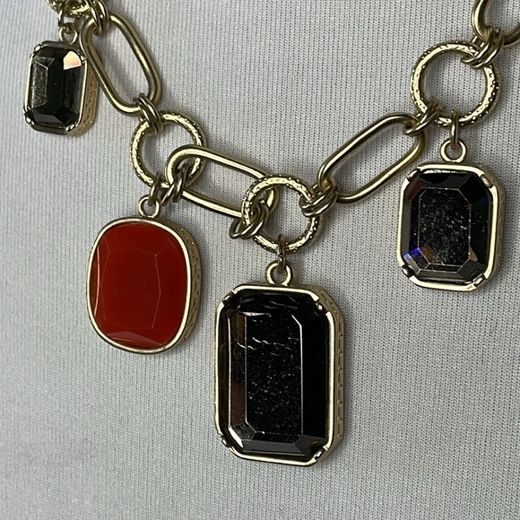 Lia Sophia Capulet Retired Necklace Gold Tone Chain - Picture 3 of 8